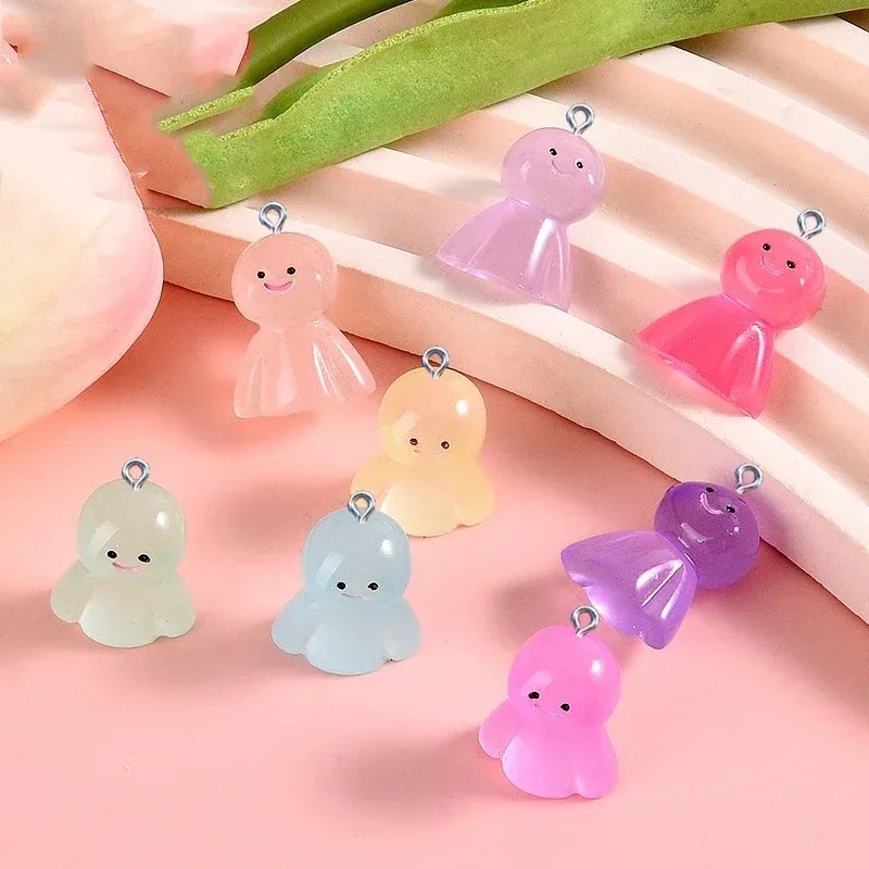 10Pcs Glow In Dark Cartoon Dol - Resin Craft Supplies recension och pris