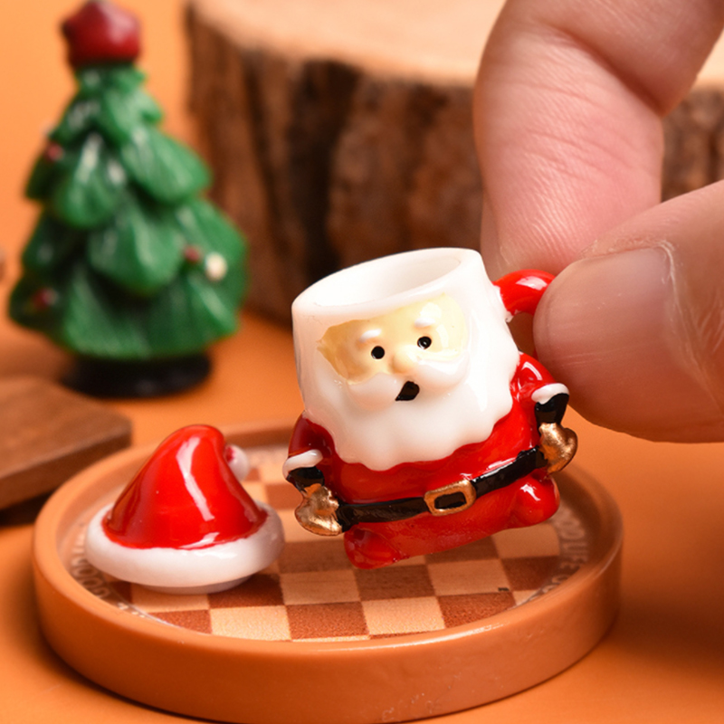 Mini Santa Teacup Ornament - R - Resin Craft Supplies recension och pris